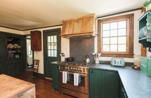 Plympton House | Plympton Antique farmhouse circa 1707