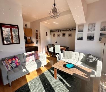 Samokov Apartment | PM Services Semiramida Apartments