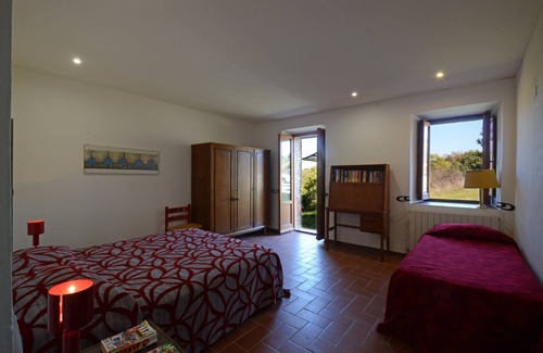Citta della Pieve Cabin | Po' del Vento 2: a view on Tuscany and Umbria, in a huge park, heated pool.