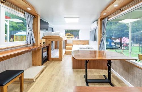 Pocheon House | Pocheon Hanadulset pet Caravan