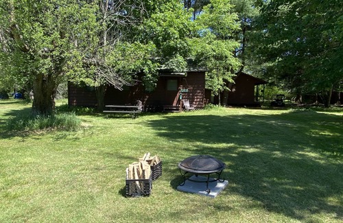 White Mills Cottage | Pocono Mountain Cottage on Private 10 acre lake & 100 acre grounds