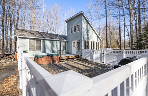 Thornhurst House | Pocono Paradise Getaway with Hot Tub