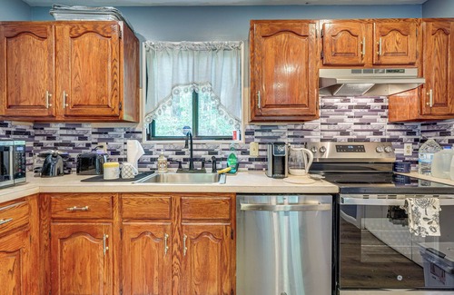 East Stroudsburg House | Poconos Family Home w/Game Room + Community Perks