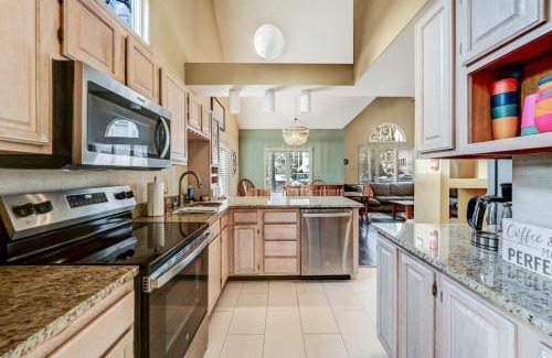 Lake Harmony House | Poconos Paradise Lakeskihikewater Parkkids