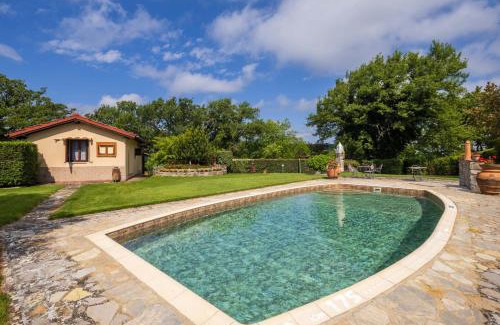 Neri Villa | Podere Caiano by VacaVilla