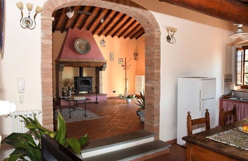 Montespertoli Apartment | Podere Casato 2 Hills View, Pool, Wifi Tuscany