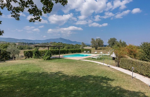 Citta della Pieve Villa | Podere Di Salci 10, Emma Villas