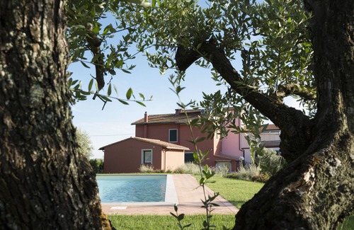 Lamporecchio House | Podere IL Quadro - Appartamento Olivo- Charming Country House