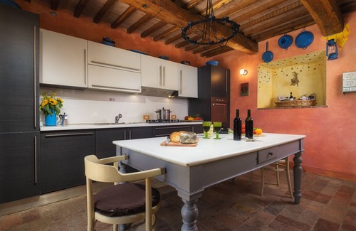 Radicondoli Villa | Podere Santa Croce 10, Emma Villas