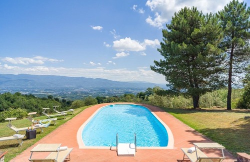 Montegonzi Villa | Podere Vecciale In Cavriglia, Tuscany