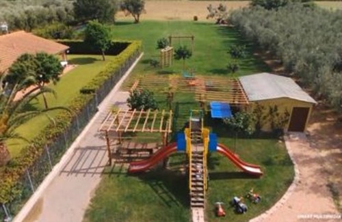 Castagneto Carducci House | PodereCampiAlMare, Casa Leccio- Pool -free WIFI- jacuzzi