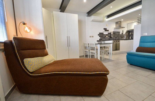 San Giovanni Apartment | Poetic Indipendent Studio in Old Pasta Factory