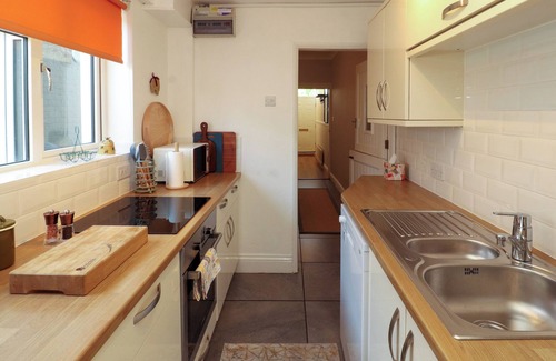 Cockermouth Cottage | POETS RETREAT, family friendly, with open fire in Cockermouth