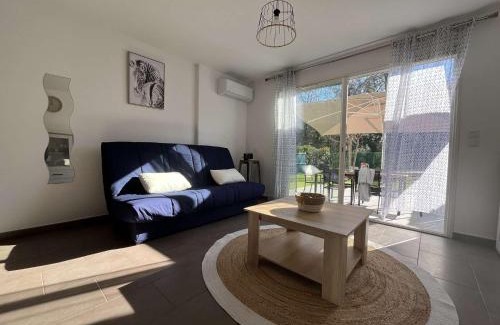 Poggio-Mezzana Apartment | Poggio Mezzana T2 climatisé avec jardin proche mer