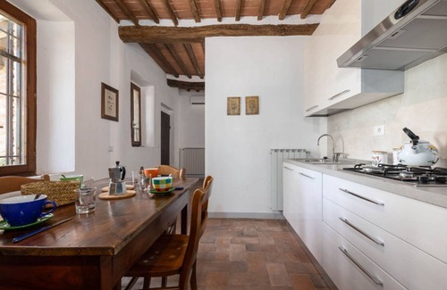 Pianella Apartment | Poggio Vitignano Charming Cottage W/Pool & Parking