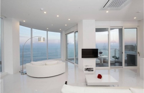 Pohang House | Pohang Nature Pool Villa Pension