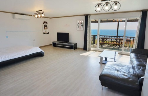 Pohang House | Pohang View 141 Pension