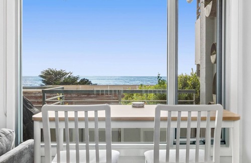 Lorne Apartment | Point Grey Apartment 7