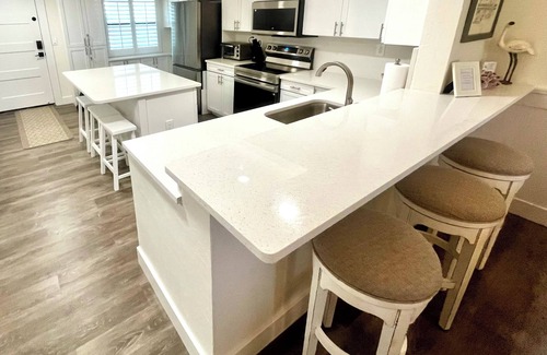 Sanibel Condo | Pointe Santo Gulf View Fully Remodeled Deep Discount November 1-8 Veteran Rates