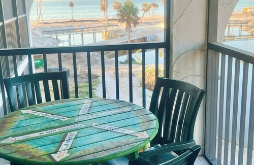 Sanibel Condo | Pointe Santo Gulf View Fully Remodeled Deep Discount November 1-8 Veteran Rates