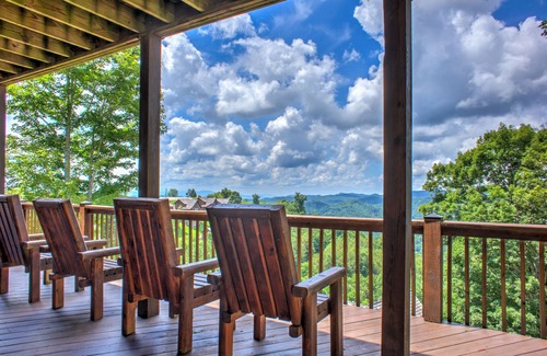 Wolf Laurel Cabin | Points of View | Stunning 4BR Cabin w/Hot Tub & Ski Access Near Asheville