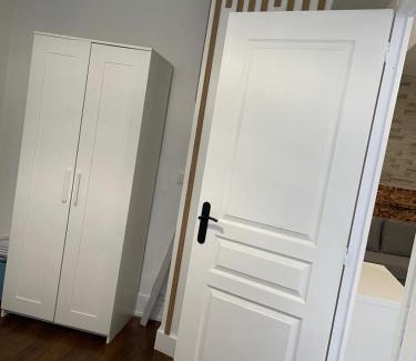 Bourgogne Apartment | Poirier 6