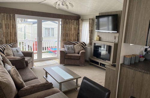 Colchester House | Pokerdot 1 Getaway- The perfect place to Stay, Play and Getaway..