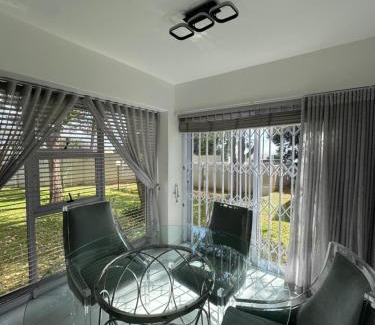 Kareeberg Apartment | Polo Field