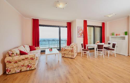 Pomorie Apartment | Pomorie Seafront Apartments
