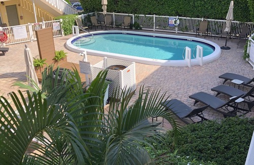 Harbor Village Condo | Pompano's best kept secret. Beautiful condo overlooking the intercoastal