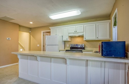 Hot Springs Village House | Ponce Playhouse - Large luxury golf front home on 10th fairway of Ponce Golf
