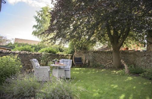 West Witton House | Pond Cottage