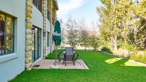 Clarens Apartment | Pond End Villa