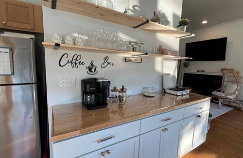 Windham Cottage | Ponder Point waterfront cottage