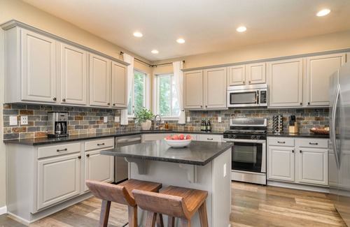 Mountain View House | Ponderosa Pines by AvantStay | Family Friendly, 10 mins from Central Bend