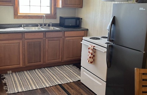 Dawson Cabin | Pondfront Tiny House - Private Escape to the Peaceful Countryside