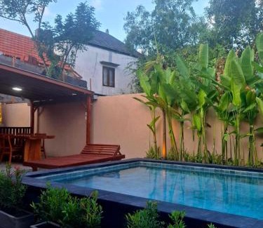 Mumbul House | Pondok Denly by Pigeon