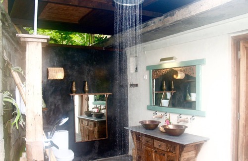 Suraberata House | Pondok Matekap ... inspired by nature