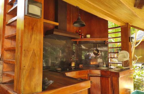Aik Berik Bed & Breakfast | Pondok Tio