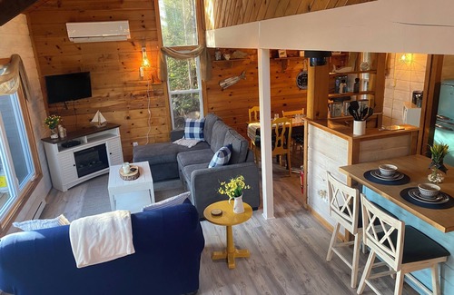 Tors Cove Cabin | Pondside Haven