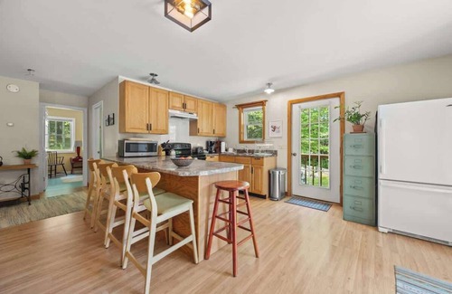 Blue Hill House | Pondside Retreat with Private Island!
