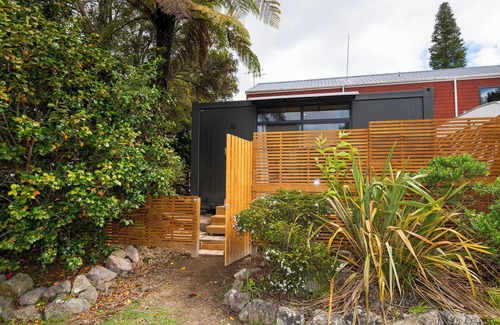 Lynmore Apartment | Ponga Magic Summary: