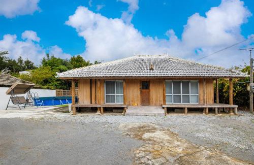 Yohena Villa | pono 118は10月からサウナ利用可能でお庭付き一棟貸