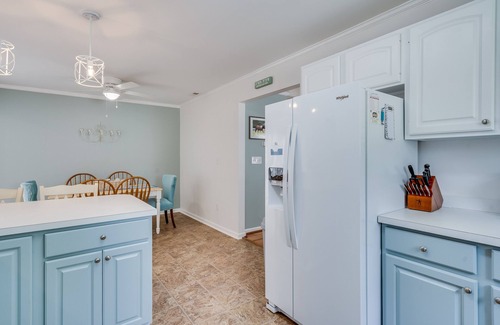 Chincoteague House | Pony Paradise - Gaze at Ponies, Walk to the Carnival, and bring your family dog!