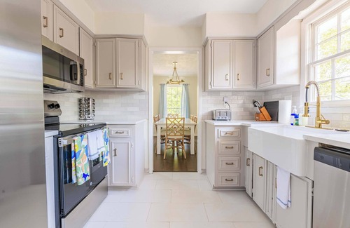 Fortson House | Pool 3BR Pool Table Grill Games 15min to Ft Moore