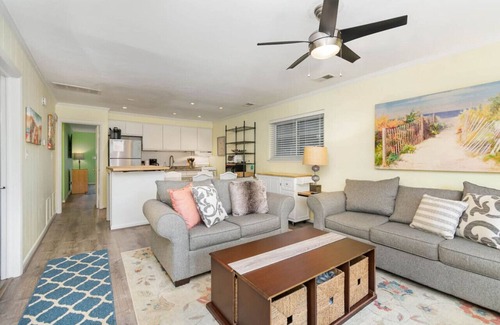 Northeast Virginia Beach House | Pool | 5 min walk to beach