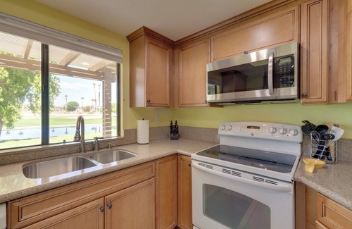 Palm Desert House | Pool Access & On-Site Golf: Palm Desert Retreat!