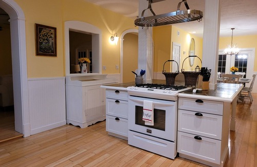 Fort Pierce House | POOL AND LAKE FARM HOUSE 20 MINUTES FROM THE BEACH