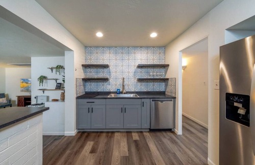 Tucson House | Pool/Fenced/Hot Tub/Huge Yard/3 BR 3 BA