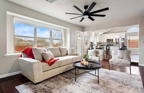 Cedar Park Apartment | Pool, Games, King Suite - 3BR Epic Chill Stay